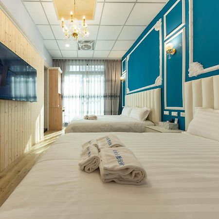 Ez Stay Yancheng Kaohsiung Esterno foto