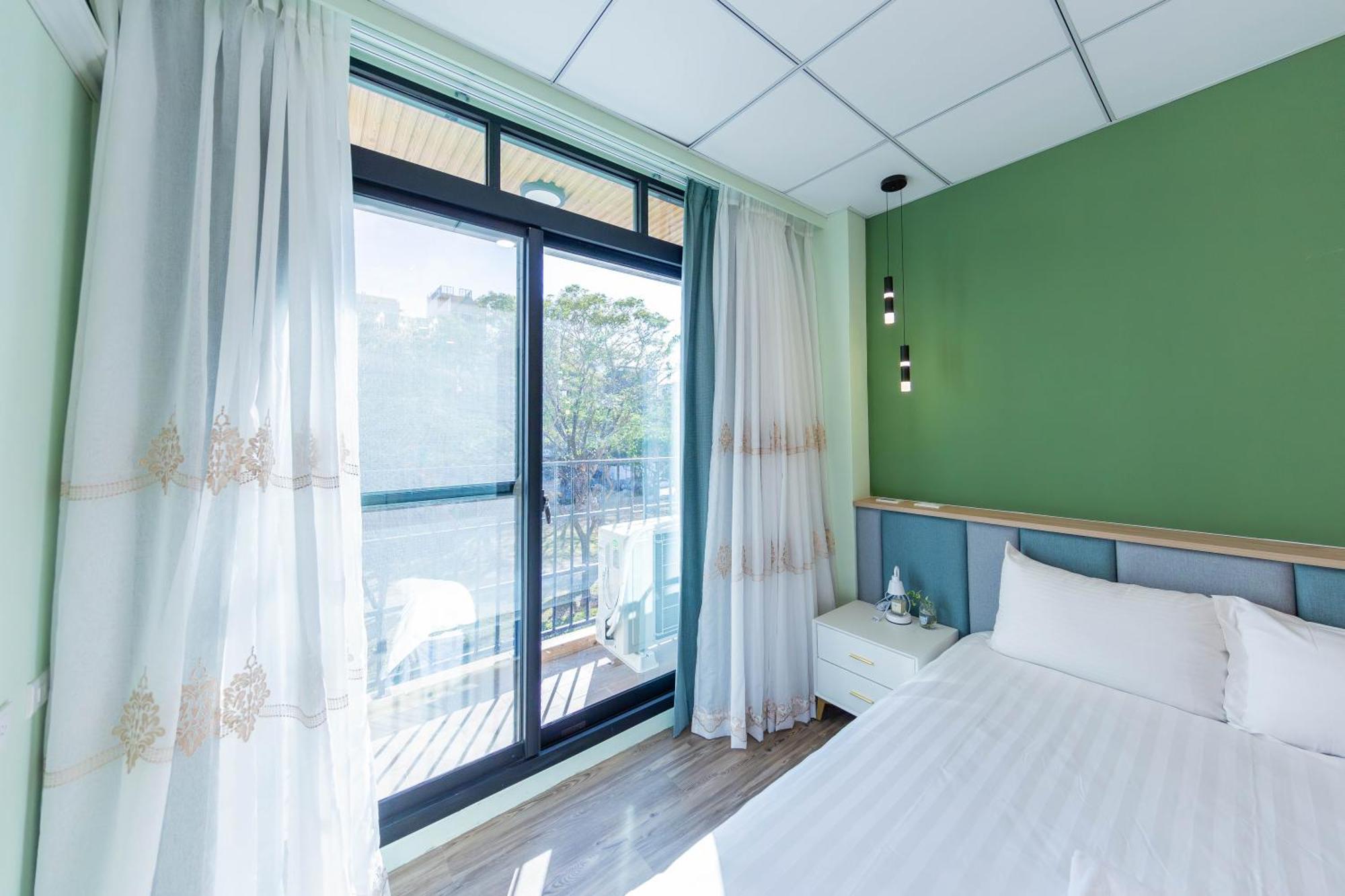 Ez Stay Yancheng Kaohsiung Esterno foto